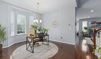 301 Redclover Ln, Allentown, PA 18104