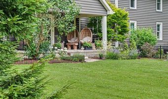 6600 Dye Rd, Akron, NY 14001