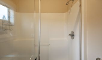 21022 JENNY MARIE Ln, Aurora, OR 97002