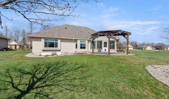 1815 Bent Tree Ct, Auburn, IN 46706