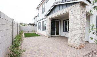 630 W LAREDO St, Chandler, AZ 85225