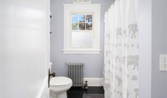 82 Cliffdale Ave, Cranston, RI 02905