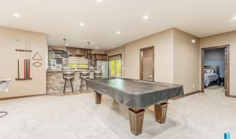 305 S Heritage Rd, Brandon, SD 57005