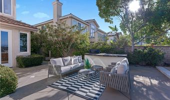 5464 Shannon Rdg, San Diego, CA 92130