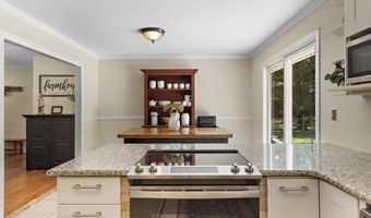174 Ellisdale Rd, Allentown, NJ 08501
