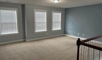 121 Red Bark Ct, Apex, NC 27539