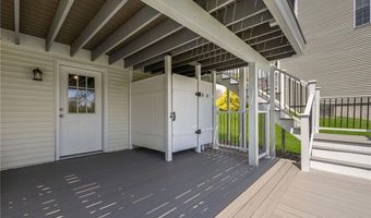 61 Schooner Cove Ln, Narragansett, RI 02882