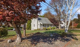 45 Beach Ave, Jamestown, RI 02835