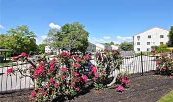 66 Girard Ave 312, Newport, RI 02840