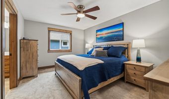 1515 Geneva Rd NE, Alexandria, MN 56308