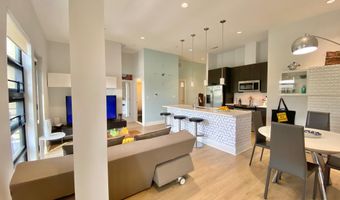 1111 ORREN St NE 300, Washington, DC 20002
