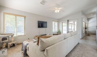 751 W SARAGOSA St, Chandler, AZ 85225