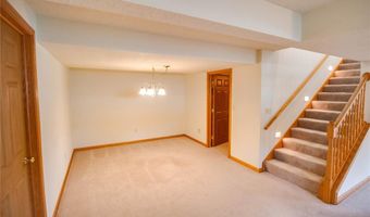101 Serenity Dr, Alton, IL 62002