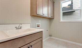 808 NW 31st St, Battle Ground, WA 98604