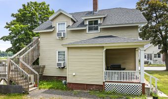 36 Vernon St, Auburn, ME 04210