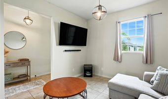 1823 NW 10th St, Cape Coral, FL 33993