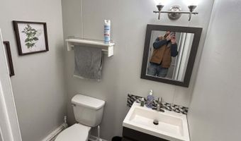 112 Renfrew Ave, Adrian, MI 49221