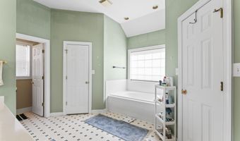 1224 Tartarian Trl, Apex, NC 27502