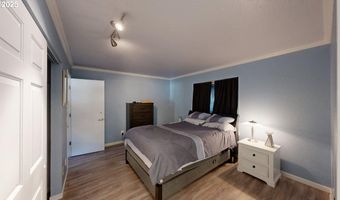 222 DEL NORTE Ln 18, Brookings, OR 97415