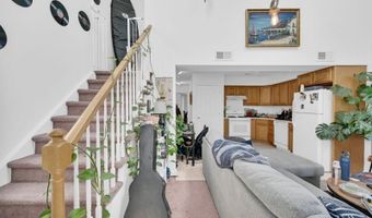 2 Port Royal Dr 4, Alloway, NJ 07462