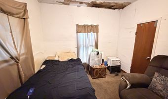 1004 N Washington St, Bicknell, IN 47512