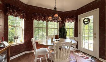 7312 Apple Cross Cir, Avon, IN 46123