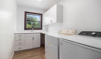 8411 Reese Ln, Ann Arbor, MI 48103
