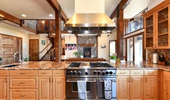 3335 Friesen Dr, Angwin, CA 94508