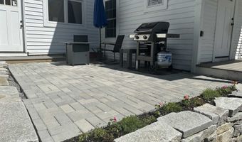 8 Main St, Bennington, NH 03442