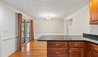 21 Cherokee Rd, Acton, MA 01720
