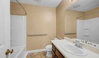 2207 Jasmine Ct, Albany, GA 31705