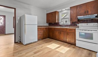1001 W BELL Ave, Appleton, WI 54914