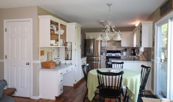 1900 Waverly Ln, Algonquin, IL 60102