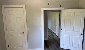 1311 N Mansfield Rd, Ava, MO 65608