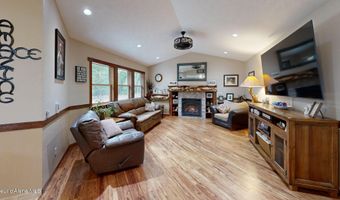10570 E FAR CRY Rd, Athol, ID 83801