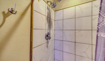 935 Glen Dr, Bullhead City, AZ 86442