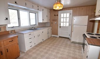 49 Clark Ave, Brattleboro, VT 05301