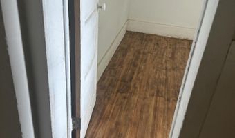 6 Henry St, Amsterdam, NY 12010