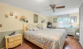 24538 WILDHOG Rd, Astor, FL 32102