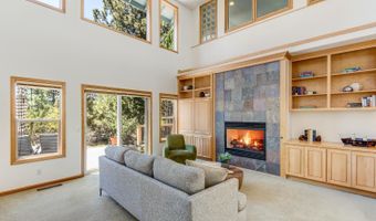 2309 NW Eastes St, Bend, OR 97703
