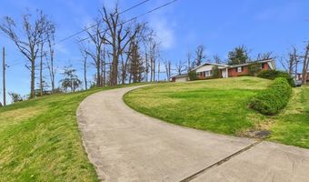 415 Redbud Dr, Ashland, KY 41102