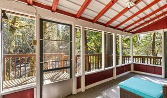 55450 MCKENZIE RIVER Dr, Blue River, OR 97413