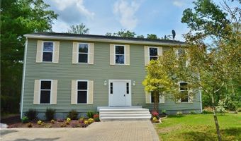 351 Tomaquag Rd, Hopkinton, RI 02804