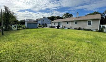 71 Glenwood Dr, North Kingstown, RI 02852