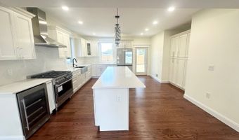 701 13th Ave, Belmar, NJ 07719