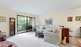 650 E Greenwich Ave 2-103, West Warwick, RI 02893