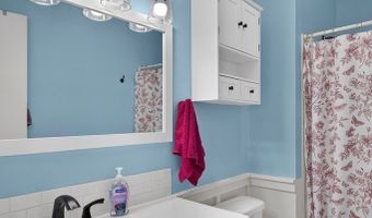 1140 Hillview Dr, Abingdon, VA 24210