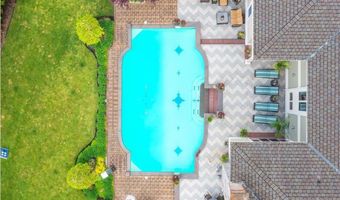 126 Cliff Dr, Narragansett, RI 02882