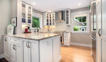 1138 S 7th St, Ann Arbor, MI 48103