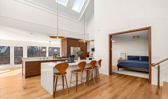 3936 Holden Dr, Ann Arbor, MI 48103